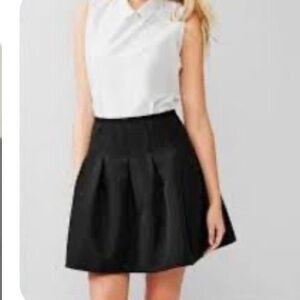 Gap skirt